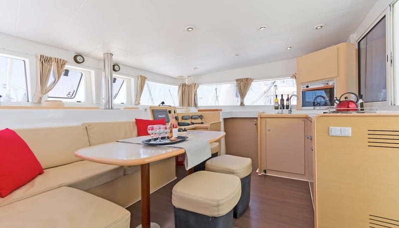 Athens Full-day catamaran cruise with meal & drinks - Returning to Athens: Reflecting on the Day