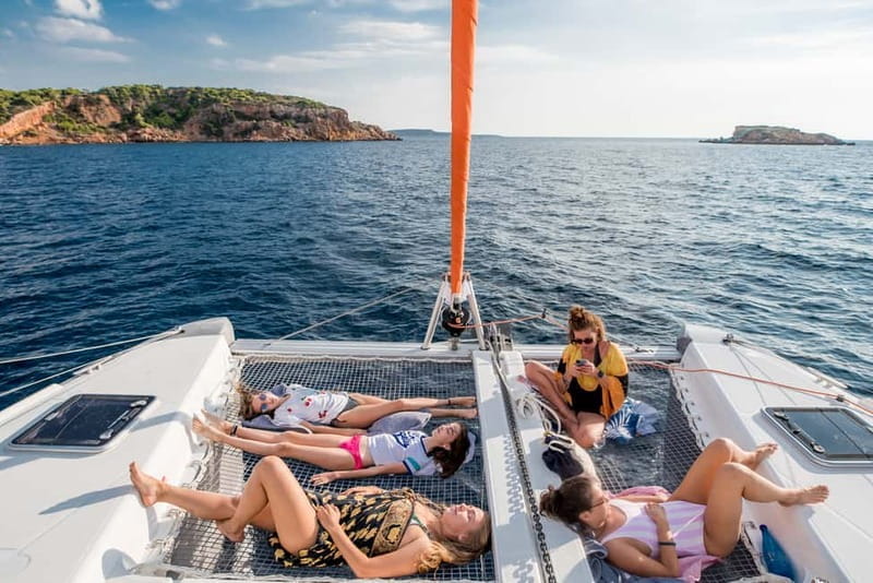 Athens: Half-Day Sunset Catamaran Cruise with Meal & Drinks - Who Will Love This Experience?
