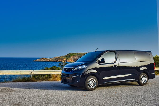 Athens Interanational Airport transfer - Entering The Heart of Athens