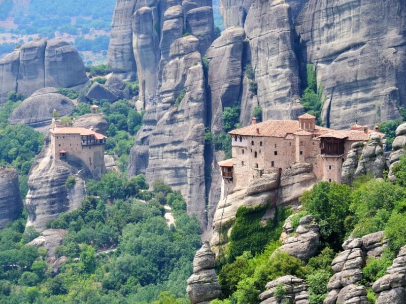 Athens: Meteora Day Trip with Audio Guide and Lunch Option - Entering the World of Meteora: A Natural and Cultural Marvel