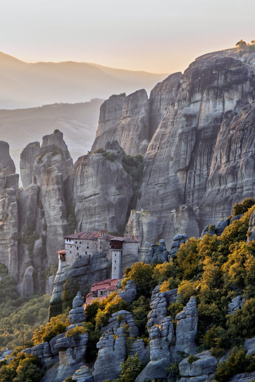 Athens: Meteora Day Trip with Audio Guide and Lunch Option - Returning to Athens: Comfort and Reflection