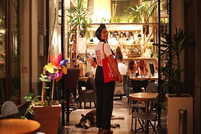 Athens Moonlight Waling Tour With Drinks and Meze Dishes - Exploring Lively Nighttime Districts