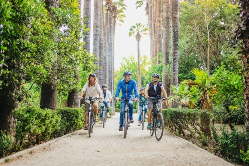 Athens: Old Town Highlights Guided E-Bike Tour - The Beginner-Friendly Nature of the Tour