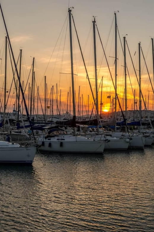 Athens : Private Day Trip to Athens Riviera - The Seaside Lunch: Greek Flavors with a View