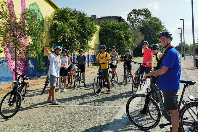 Athens Scenic Bike Tour With an Electric or a Regular Bike - Minimum Age Requirement