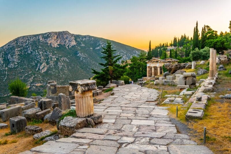 Athens to Delphi & Arachova private day tour - The Sum Up