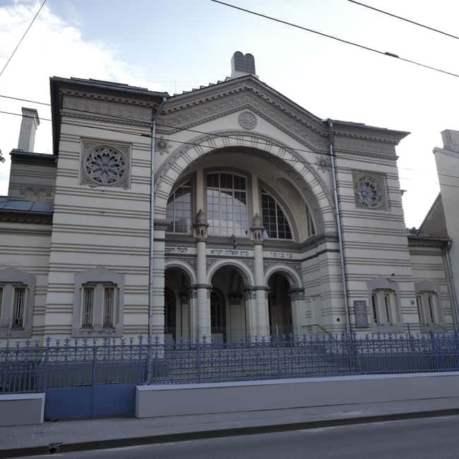 Audio Tour of Vilnius Old Town Core and the South Part 2in1 - Exploring Vilnius Old Town: The Heart of Lithuania