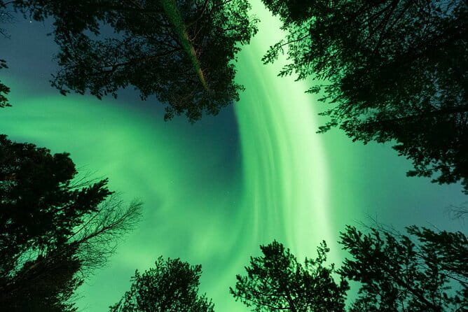 Aurora Hunt with Professional Photographer from Alta - Who Will Love This Tour?