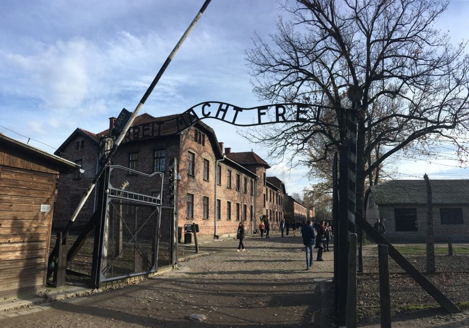 Auschwitz-Birkenau Tour From Wroclaw - Customer Ratings and Reviews