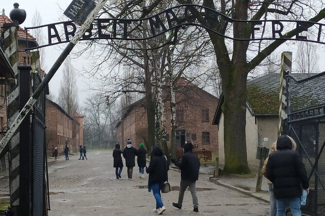 Auschwitz Museum and Salt Mine Tour with Private Transport - In-Depth Review of the Auschwitz & Salt Mine Private Tour