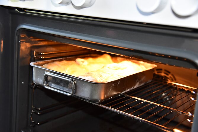 Austrian Apple Strudel Cooking Class Including Lunch in Salzburg - Just The Basics