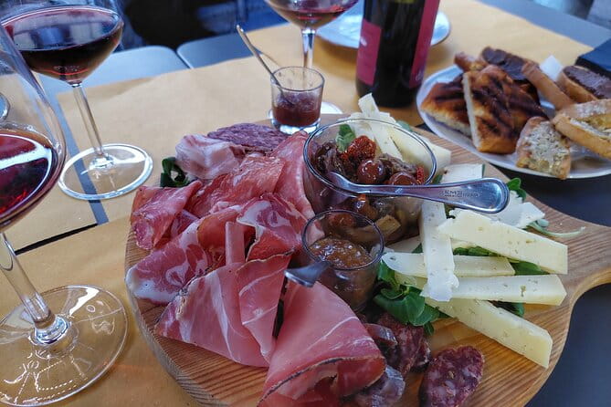 Authentic Full dinner & Wine Experience with a Sommelier in Pisa - Key Points / Takeaways