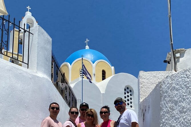 Authentic Greek food tapas and wine tasting - Cave village - Who Should Book This Experience?