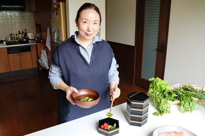 Authentic Japanese Cooking Class With Noriko in Hokkaido Home - Hands-On Cooking Techniques