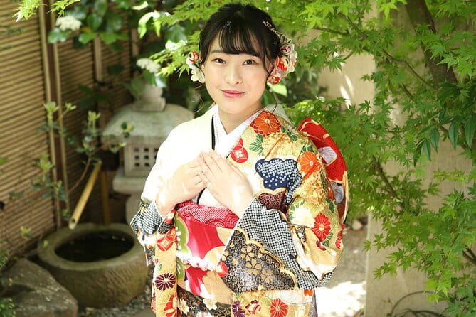 Authentic Japanese Kimono Experience in a Private Studio - Kimono Experience and Photoshoot