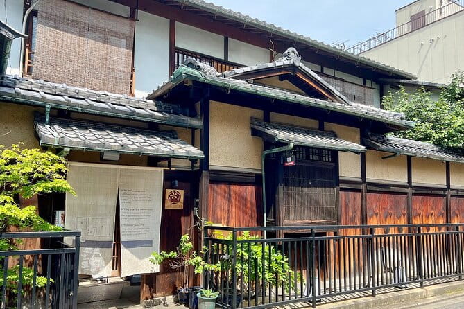 Authentic Kimono, Matcha and Zen Garden Experience in Kyomachiya - Key Points