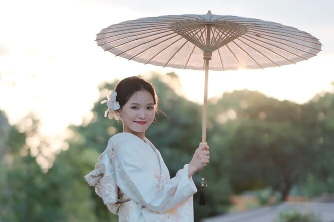 Authentic Kimono Rental in Kyoto Experience Traditional Elegance - Dressing in Traditional Elegance