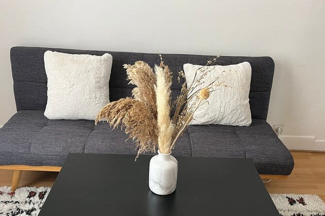 Authentic Moroccan Dinner & Cooking Workshop in Paris - Setting the Scene in Paris