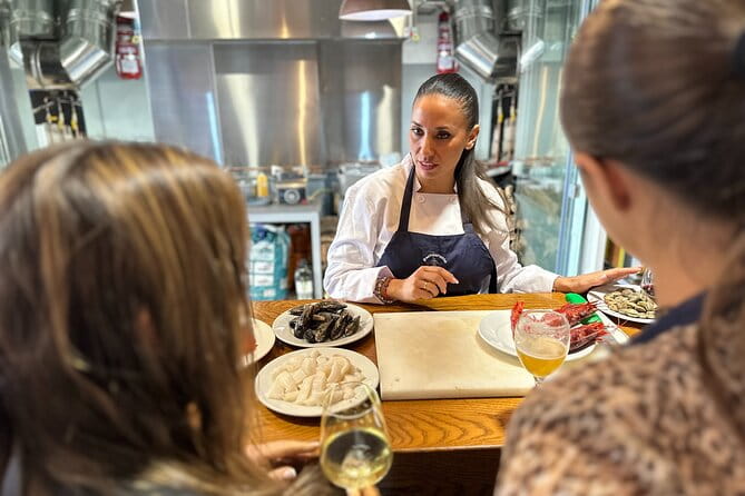 Authentic Paella in Madrid: A Hands-On Class with Tapas & Sangria - Key points / Takeaways