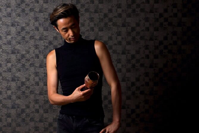 Authentic Pure Gold Kintsugi Workshop With Master Taku in Tokyo - Meeting Master Taku, the Kintsugi Artisan