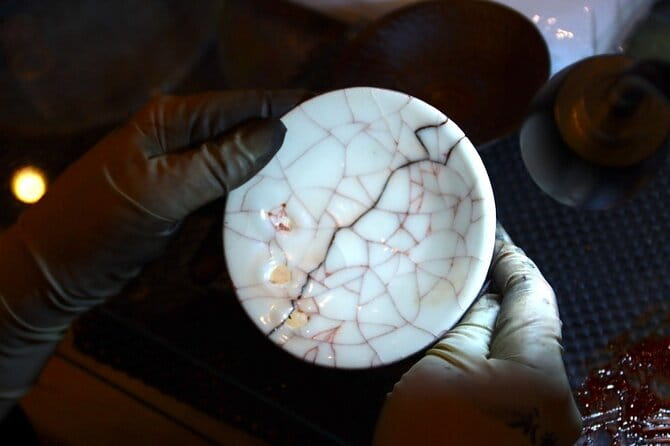 Authentic Pure Gold Kintsugi Workshop With Master Taku in Tokyo - The Transformative Power of Kintsugi