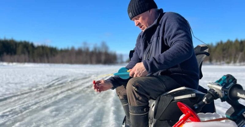 Authentic Reindeer Experience, Ice Fish & Lunch in the Wild - Entering the Arctic Wilderness