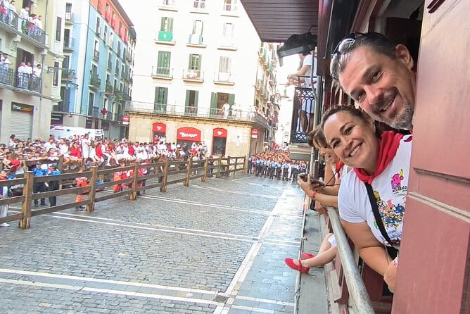 Authentic San Fermín experience with balcony and buffet breakfast. - A Detailed Look at the San Fermin Experience in Pamplona