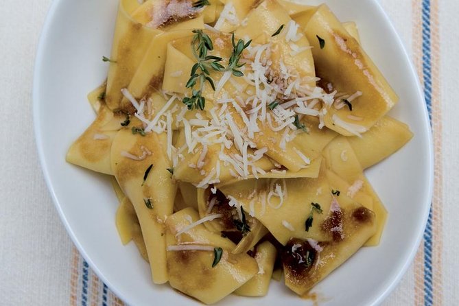 Authentic Sicilian Cooking Class With Gourmet Lunch in Palermo - Savoring Fine Sicilian Wines