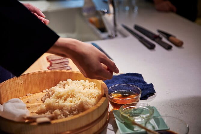 Authentic Sushi Making With a Former Michelin Sushi Chef - Highlights From the Positive Reviews