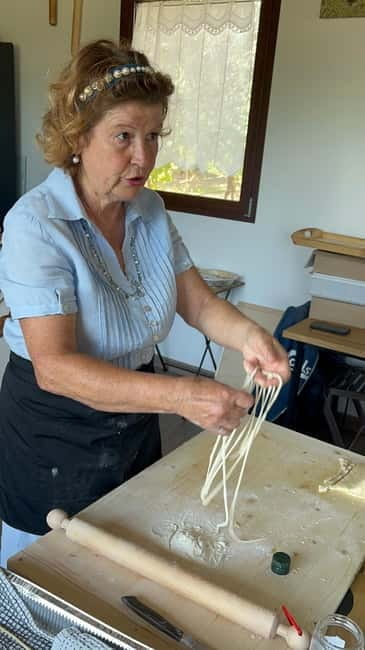 Authentic Tuscan Cooking Class & Lunch in Montepulciano - Price and Logistics