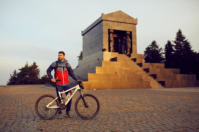 Avala & Kosmaj Bike Tour - Key points / Takeaways