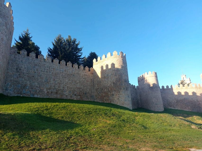 Ávila. Visit the Historic Center and Walls - Historical Significance