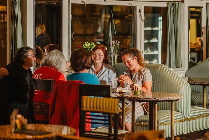 Award-Winning Prague Evening Old Town Food Tour, 4 Drinks Incl. - Beverage Tastings Included