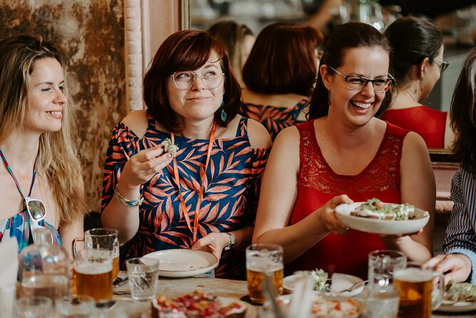 Award-Winning Prague Evening Old Town Food Tour, 4 Drinks Incl. - Accessibility and Participation