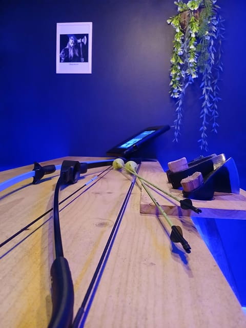 AXE THROWING TENERIFE - Why This Activity Is Great for Families and Groups