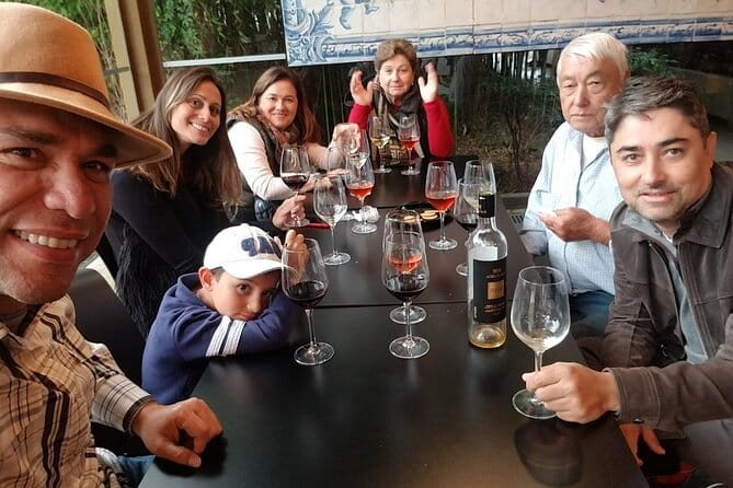 Azeitão Wines Tour and Stunning View Lisbon - FAQ