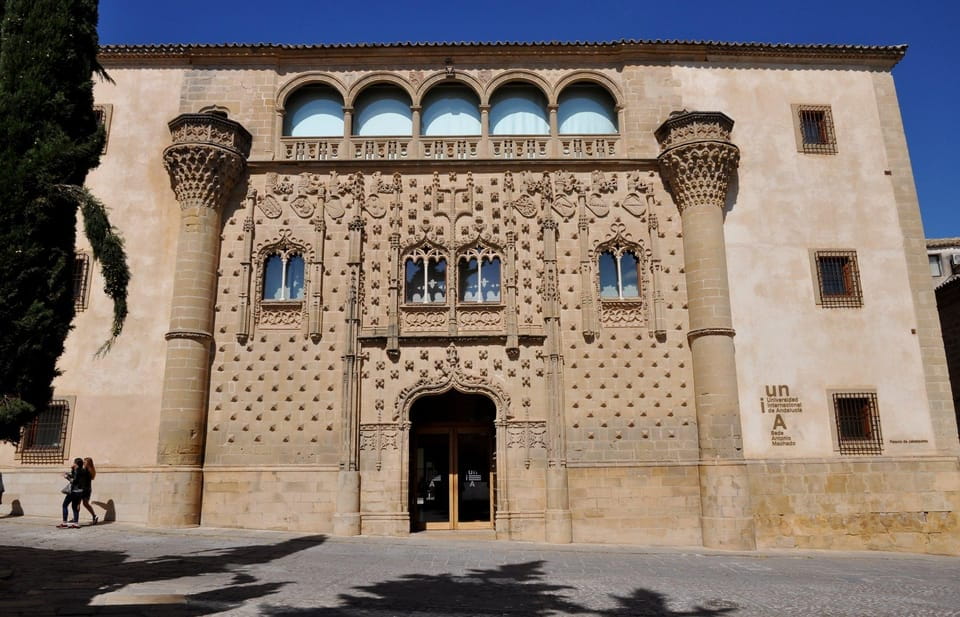 Baeza: City Highlights Walking Tour in Spanish - Inclusions of the Tour