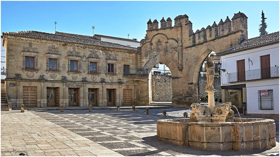 Baeza: City Highlights Walking Tour in Spanish - Booking Information