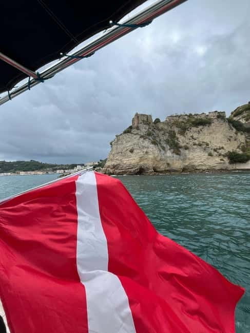 Baia Archaeological Park: underwater tours, snorkeling, try scuba diving. - Exploring Baia’s Underwater Treasures