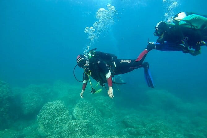 "Baptism of the Sea: Diving on the Island of Elba" - FAQ