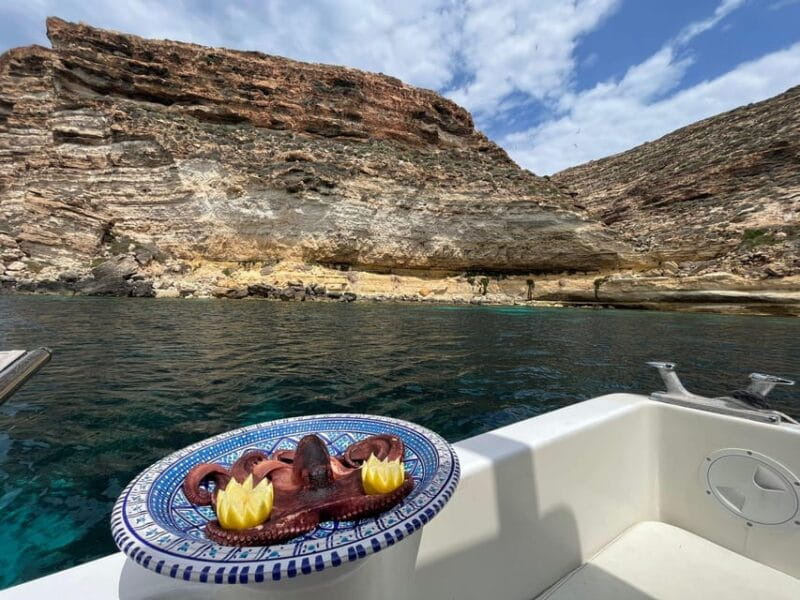 barca liliana ( caligola1) - The Lunch: Fresh Fish and Local Flavors