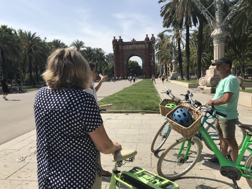 Barcelona: 1.5-Hour Sightseeing Tour by Electric Bike - Experience Highlights
