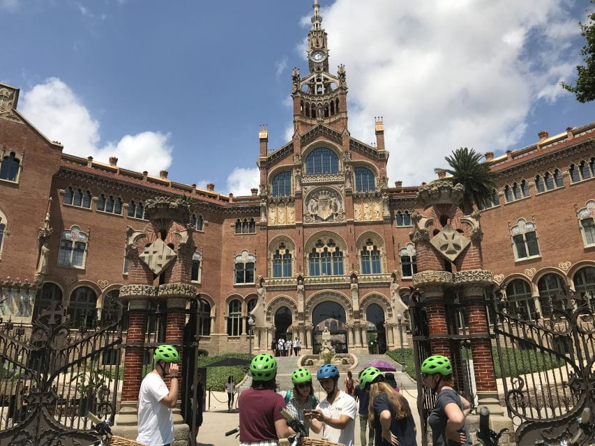 Barcelona: 1.5-Hour Sightseeing Tour by Electric Bike - Inclusions and Restrictions