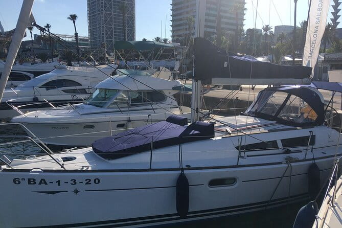 Barcelona 1-hour Boat Trip with Cava and Snacks - What’s Included and Practicalities