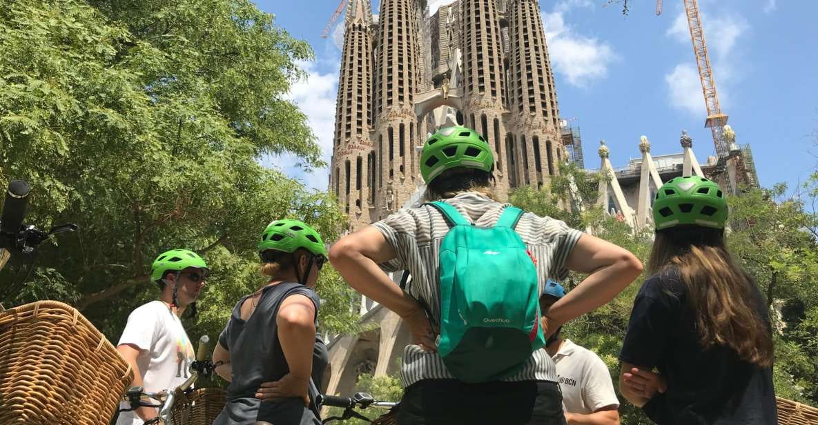 Barcelona: 2.5-Hour Bike or E-Bike Gaudí Trail Tour - Itinerary Highlights