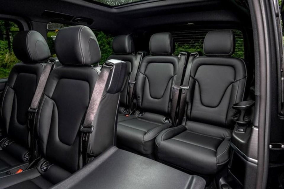 Barcelona Airport: Premium Transfer to Hotel in Barcelona - Booking and Payment