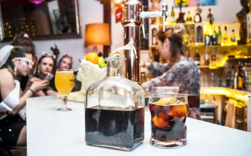 Barcelona Alternative Street Art, Graffiti & Tapas Tour - Price and Logistics: Good Value for a Unique Experience