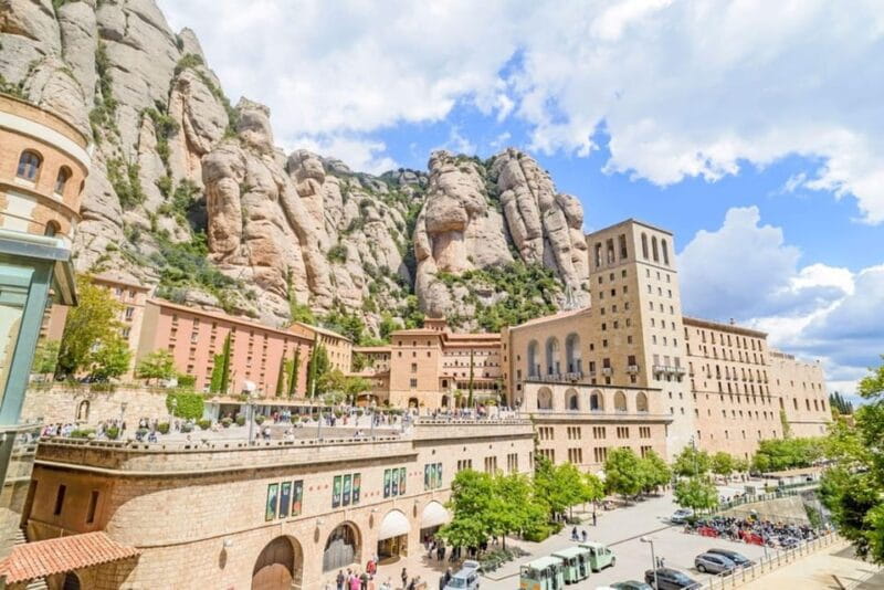 Barcelona and Montserrat Helicopter Flight - Who Should Consider This Tour?