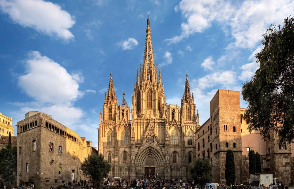 Barcelona: Barri Gotic Walking Tour - Experience Highlights