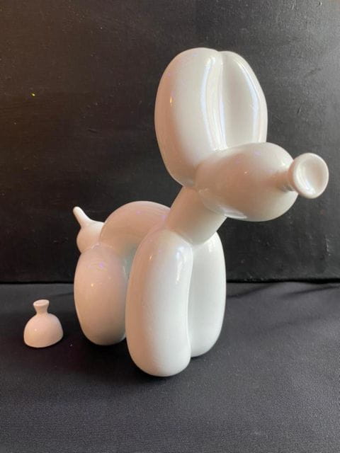 Barcelona: Bear-brick Fluorescent Painting | Wine and Art - Booking Details